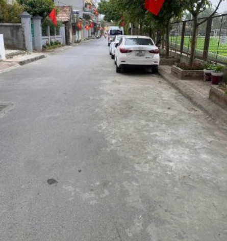 Mảnh đất ô tô vào - Thanh Trì, dt40m, không lỗi, ngõ nông 3.3 tỷ - Ảnh chính